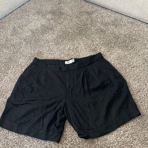 Old Navy linen black shorts. Size:10